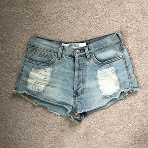 🟣Brandy Melville Light Denim Shorts🟣